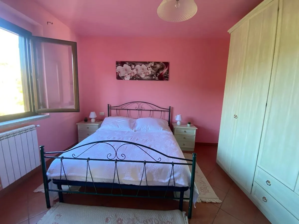 Charming Apartment With Dreamy Terrace アルツァケーナ イタリア