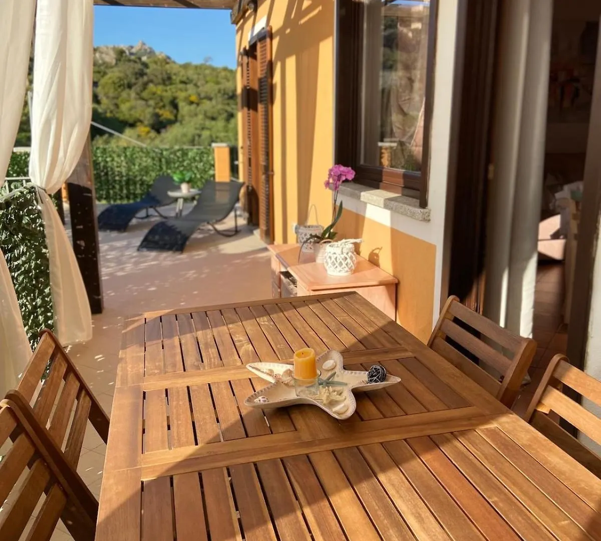 Charming Apartment With Dreamy Terrace Arzachena