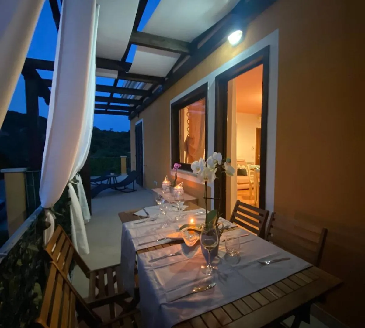 Charming Apartment With Dreamy Terrace Arzachena Italia